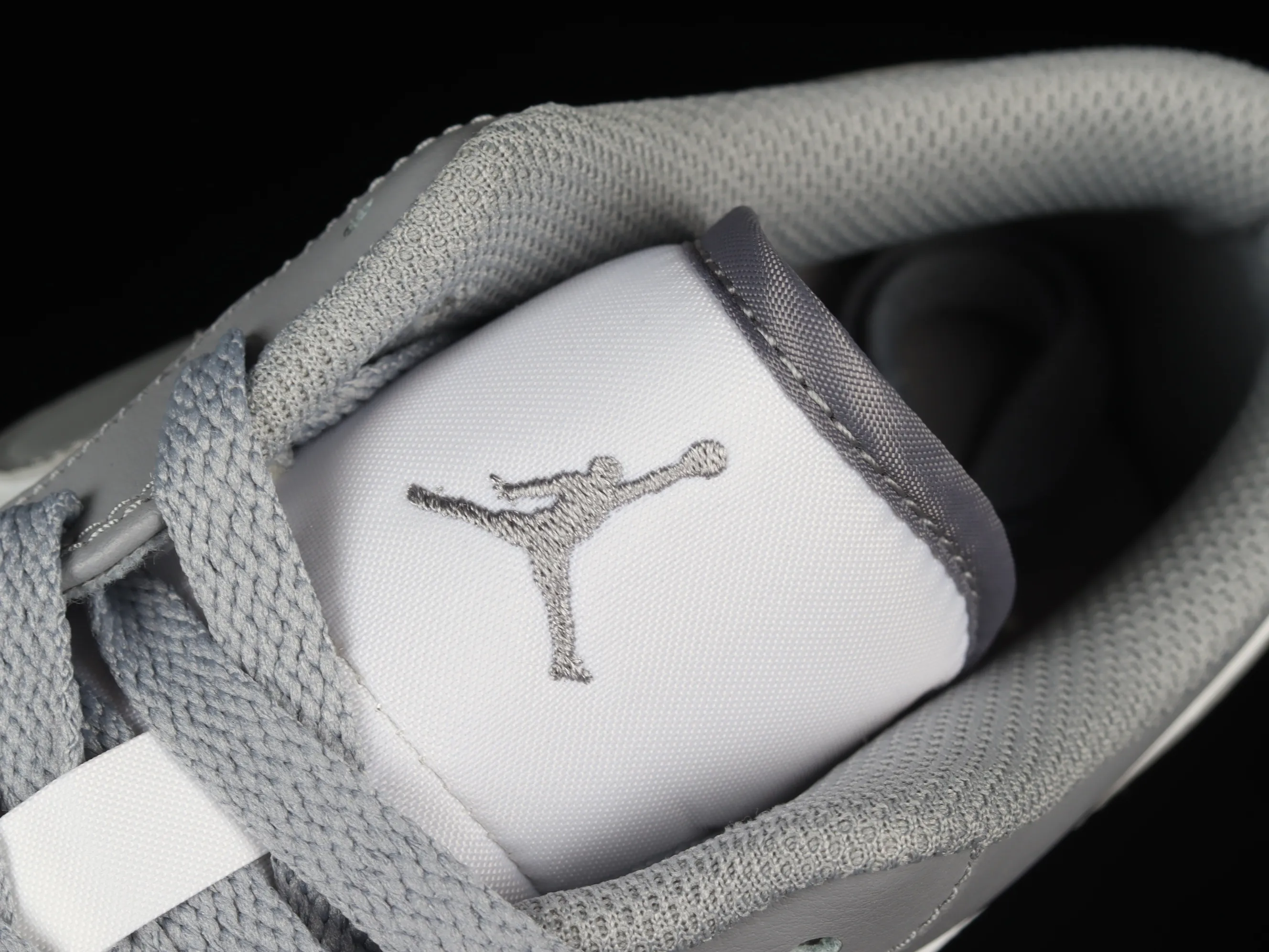 All categories Air Jordan Jordan series basketball shoes Air Jordan 1 Low G version pure original Air Jordan 1 Low "Vintage Grey" AJ1 Joe 1 white gray low-top basketball shoes 553558-053